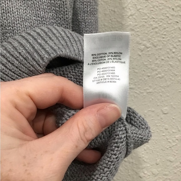 Aritzia Tna York Turtleneck Sweater Gray Women’s Size S Knit Pullover Cozy Chic - Picture 4 of 7